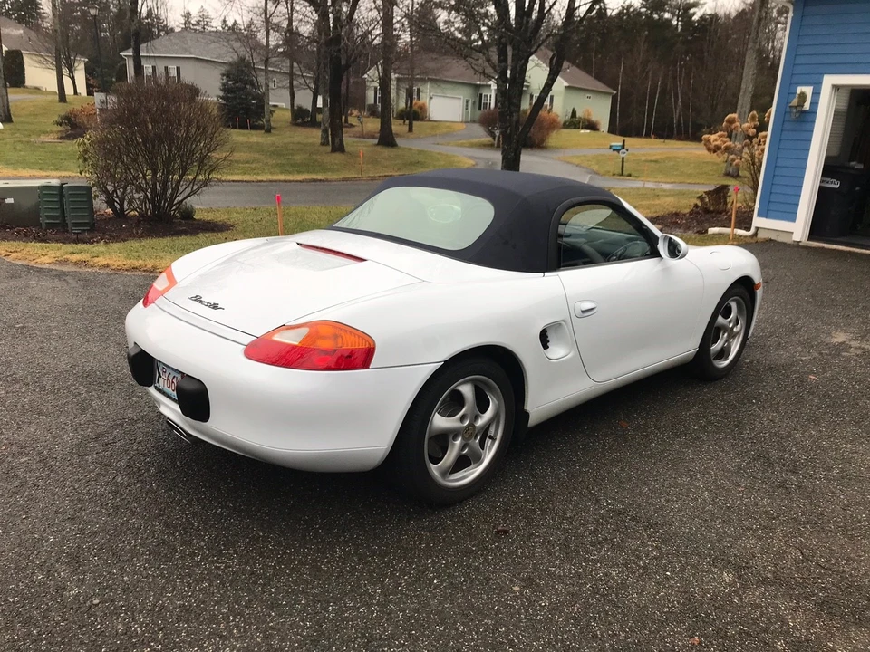 1998 Porsche 986 Boxster - Image 12 of 31