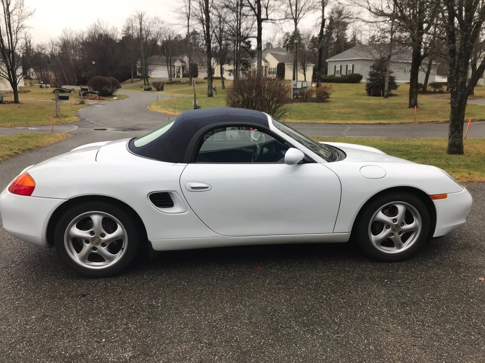 1998 Porsche 986 Boxster - Image 10 of 31