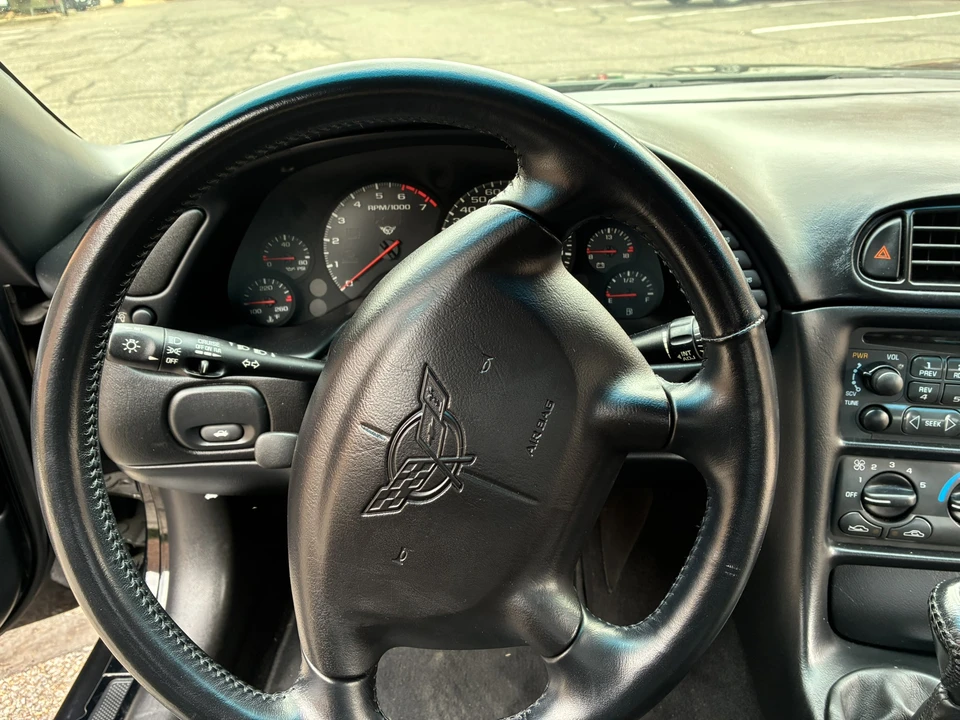 1999 Chevrolet Corvette C5 - Image 22 of 31