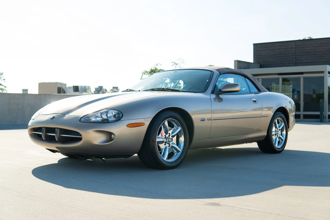 1999 Jaguar X100 XK8 - Image 19 of 31