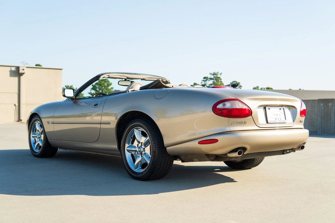1999 Jaguar X100 XK8 - Image 16 of 31