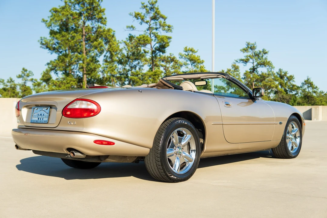 1999 Jaguar X100 XK8 - Image 12 of 31