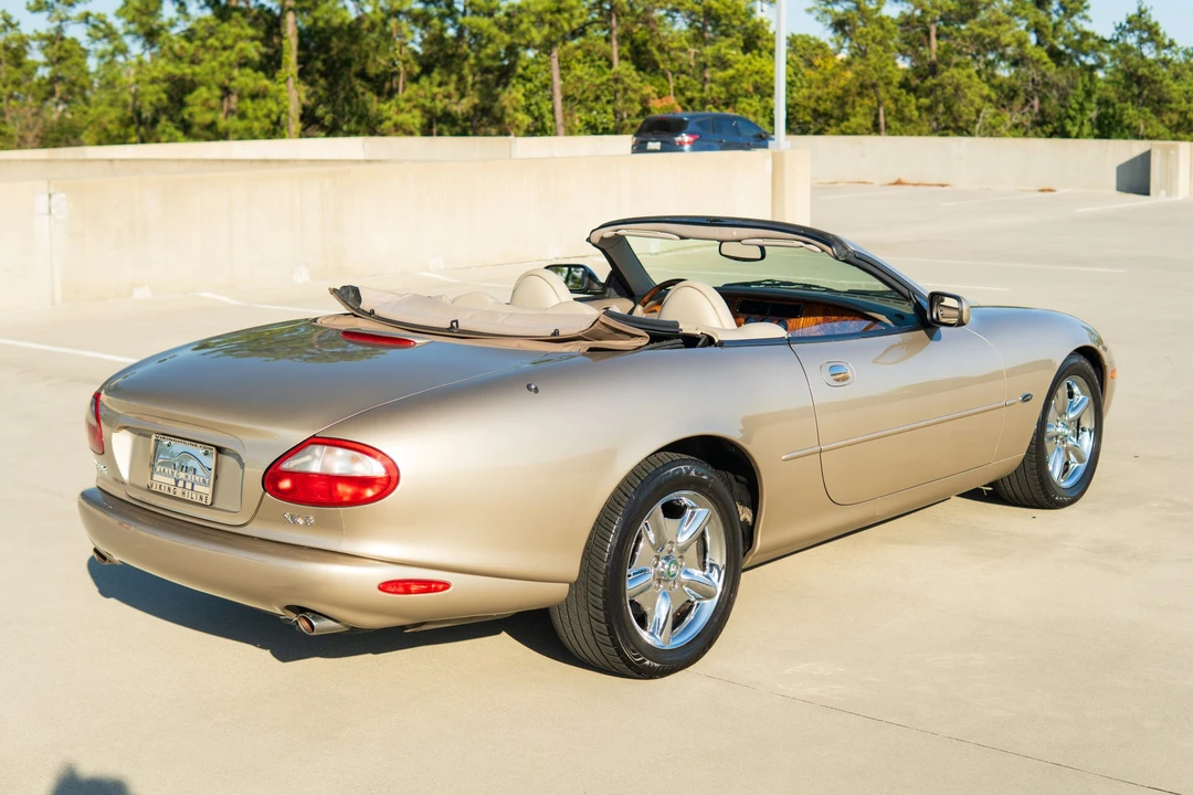 1999 Jaguar X100 XK8 - Image 11 of 31