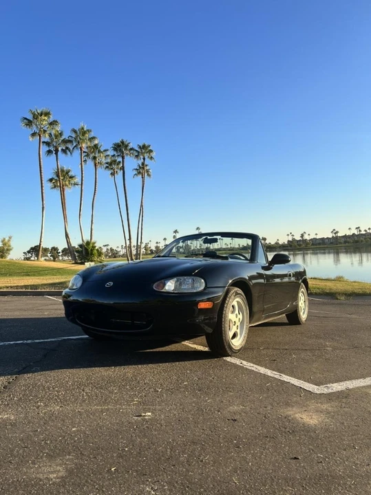 1999 Mazda NB MX-5 Miata - Image 4 of 31