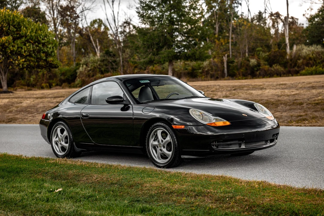 1999 Porsche 996 Carrera - Image 28 of 31
