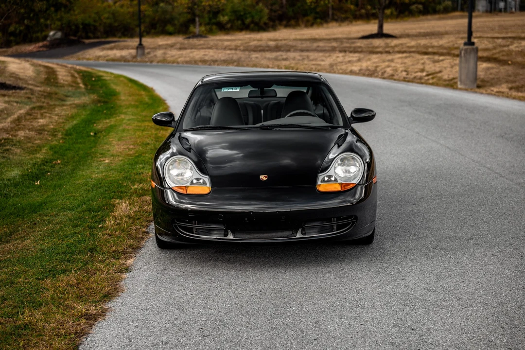 1999 Porsche 996 Carrera - Image 4 of 31