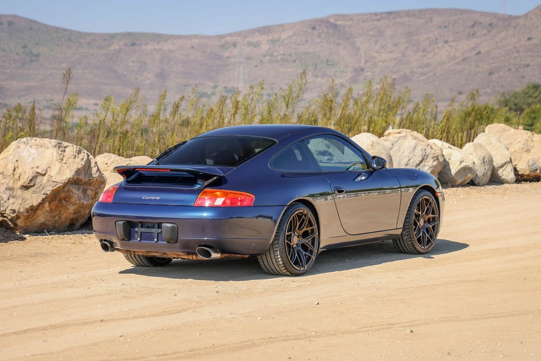 1999 Porsche 996 Carrera - Image 9 of 31