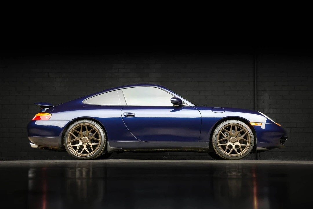 1999 Porsche 996 Carrera - Image 30 of 31