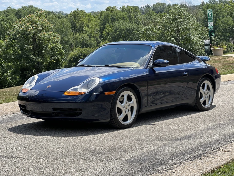 1999 Porsche 996 Carrera - Image 13 of 31