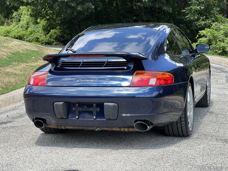1999 Porsche 996 Carrera - Image 30 of 31