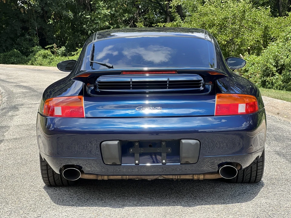 1999 Porsche 996 Carrera - Image 28 of 31