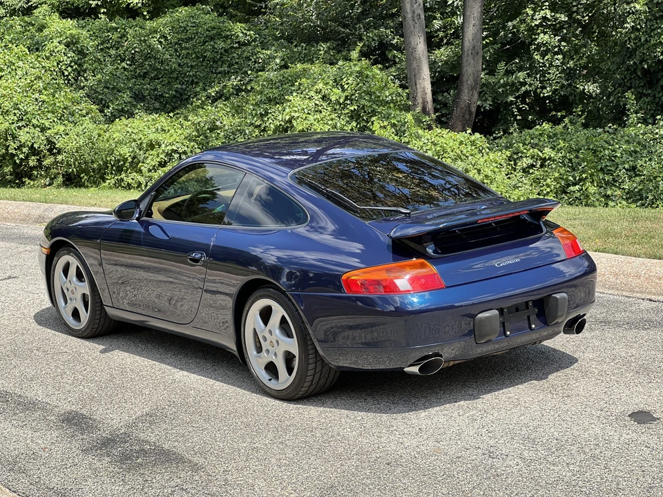 1999 Porsche 996 Carrera - Image 23 of 31