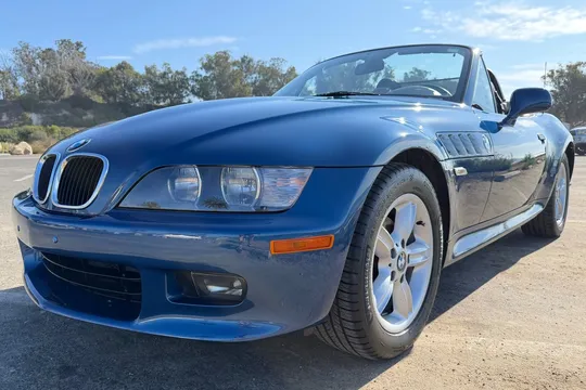 2000 BMW Z3 2.3 5-Speed