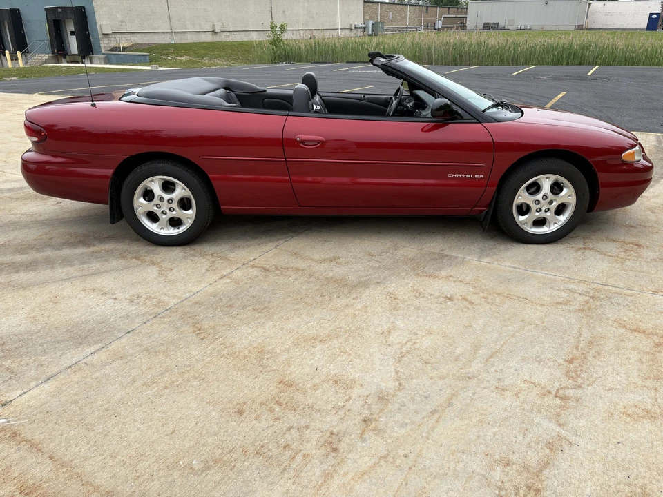 2000 Chrysler Sebring - Image 7 of 31