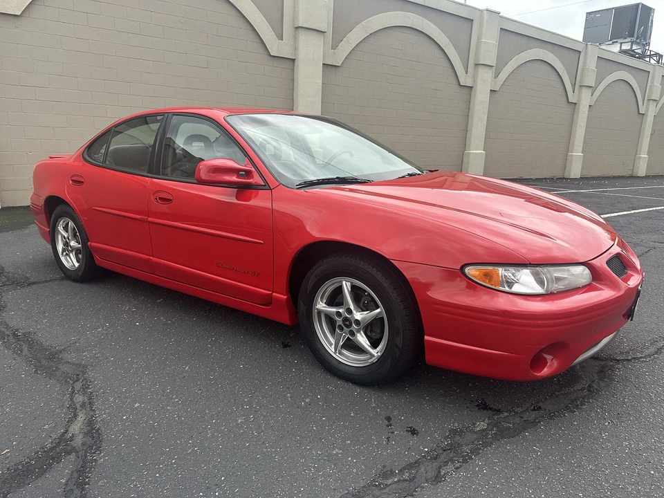 2000 Pontiac Grand Prix 3rd+ Gen - Image 5 of 31