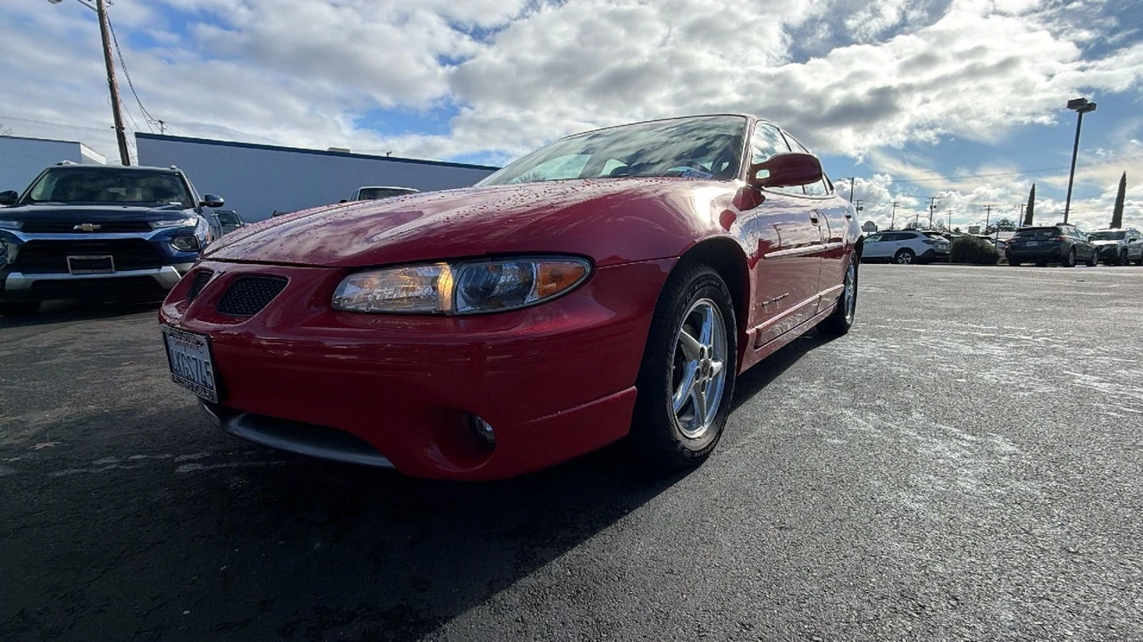2000 Pontiac Grand Prix 3rd+ Gen - Image 13 of 31