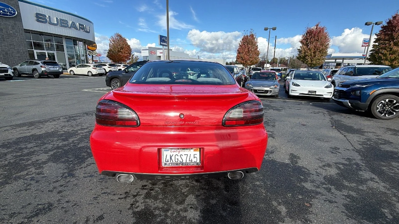2000 Pontiac Grand Prix 3rd+ Gen - Image 18 of 31