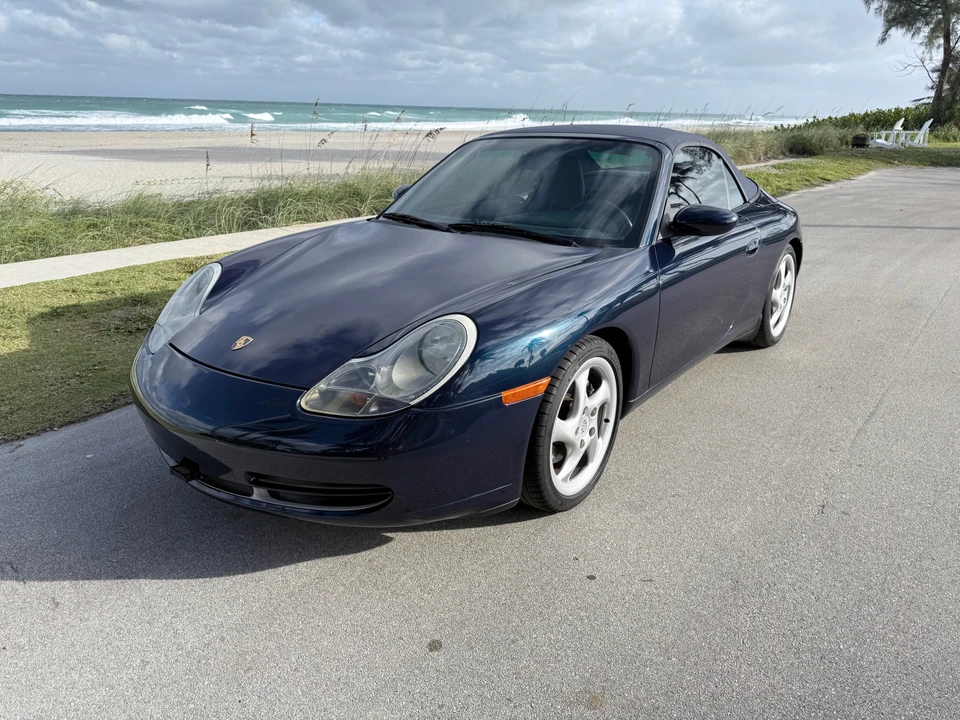 2000 Porsche 996 Carrera - Image 2 of 31