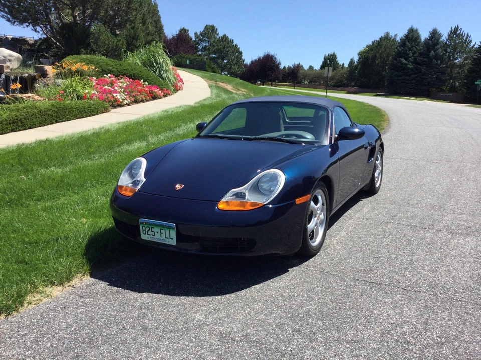 2000 Porsche 986 Boxster - Image 2 of 31