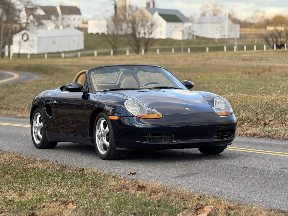 2000 Porsche 986 Boxster - Image 9 of 31