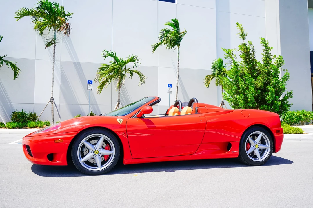 2001 Ferrari 360 Spider - Image 25 of 31