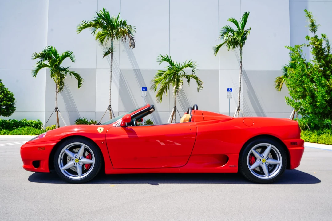 2001 Ferrari 360 Spider - Image 27 of 31