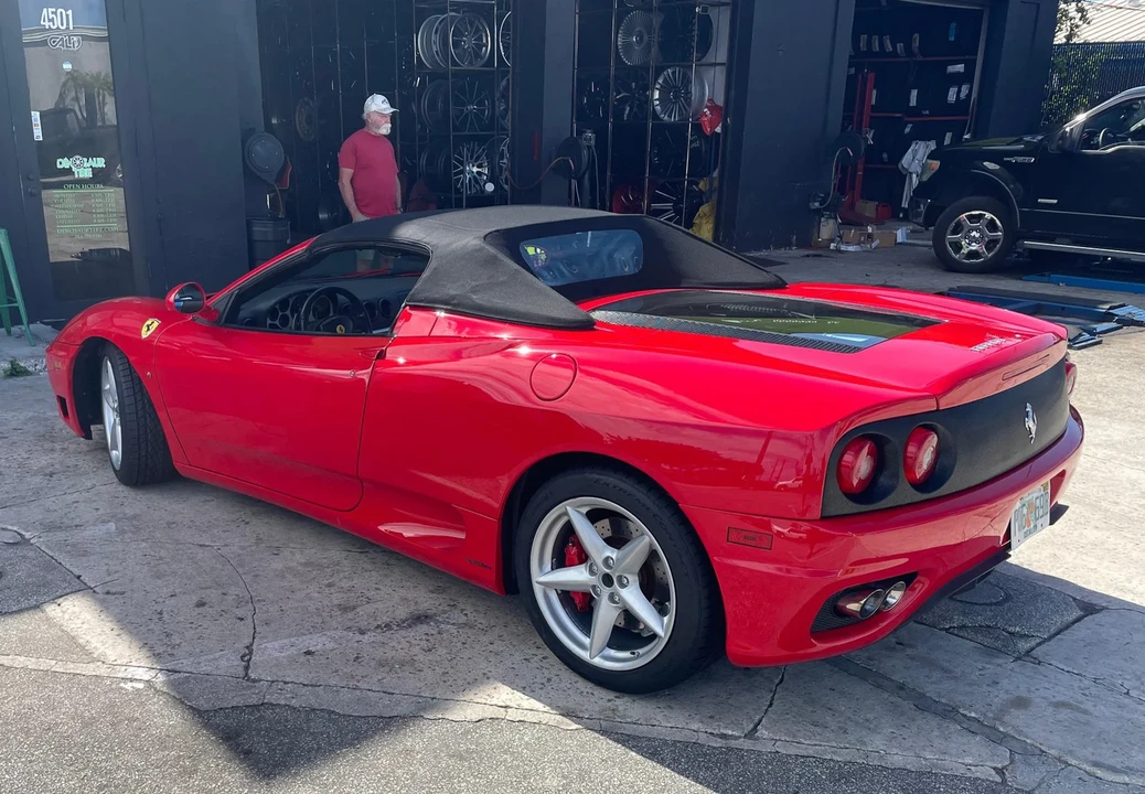 2001 Ferrari 360 Spider - Image 13 of 31