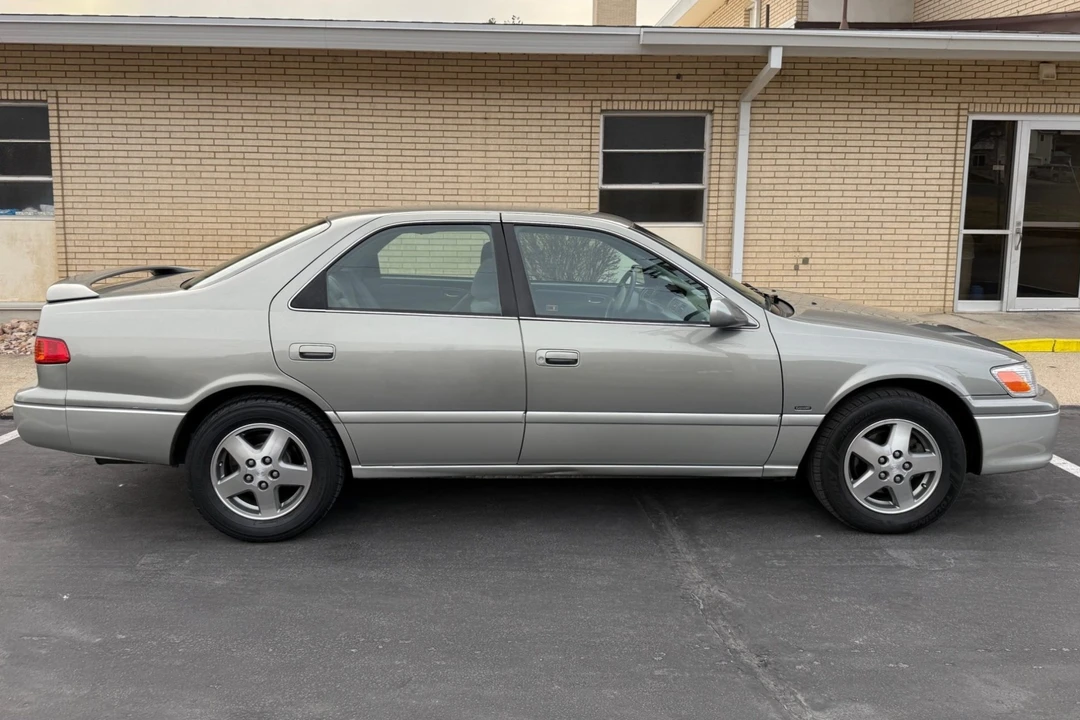 2001 Toyota Camry 4th Gen - Image 3 of 7