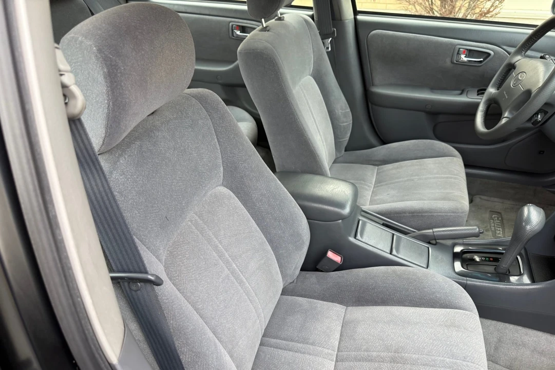 2001 Toyota Camry 4th Gen - Image 4 of 7