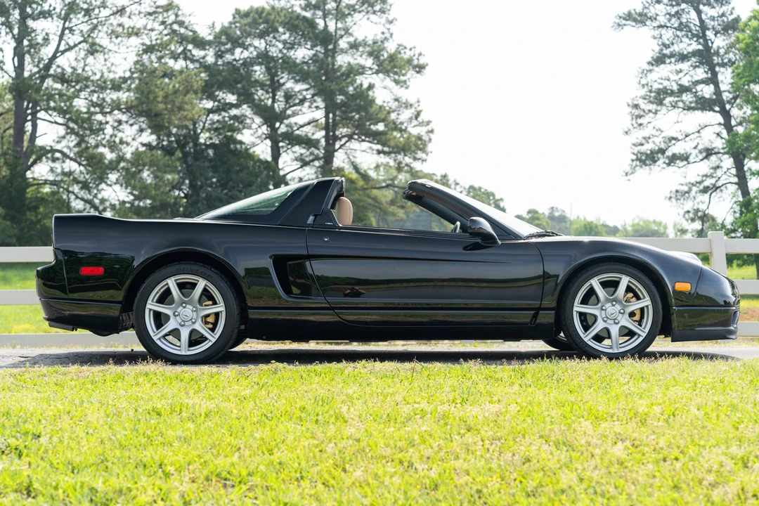 2002 Acura NA2 NSX - Image 7 of 31