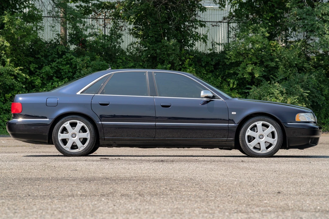 2002 Audi D2 S8 - Image 20 of 31