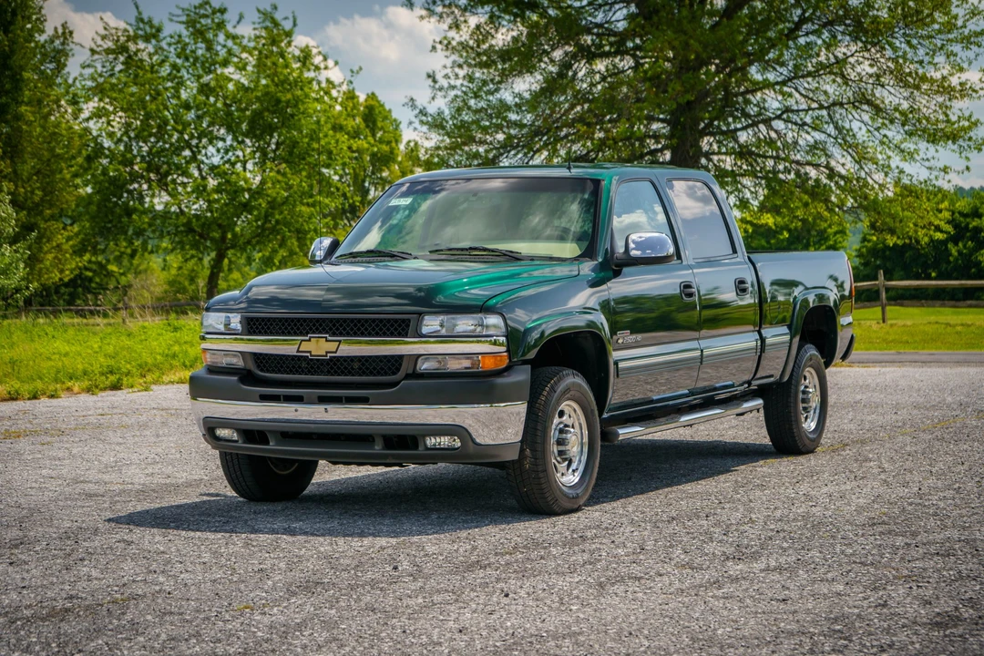2002 Chevrolet Silverado Heavy Duty 1st Gen - Image 6 of 31