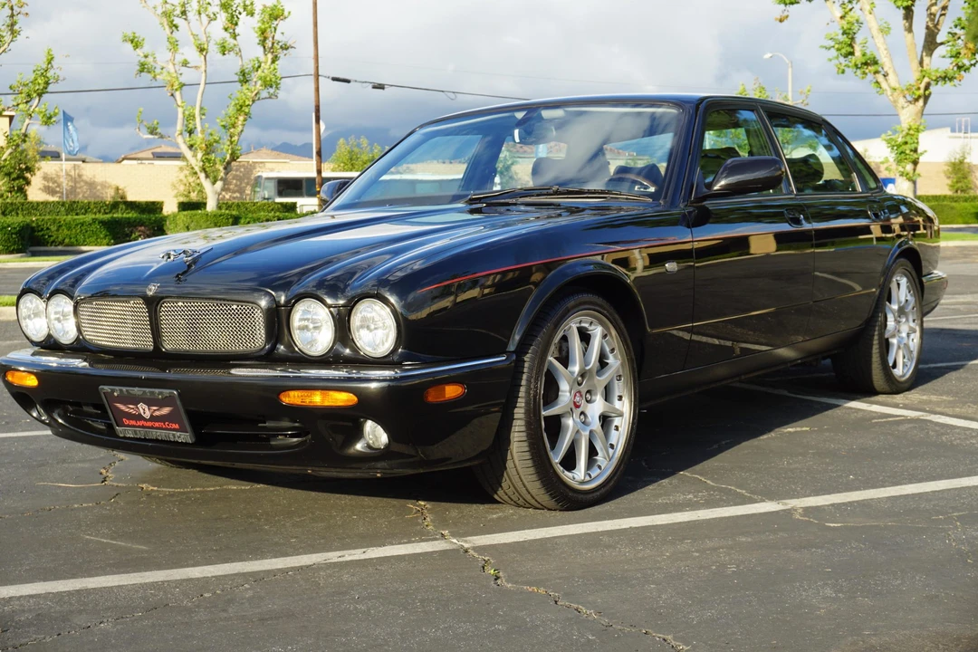 2002 Jaguar X308 XJR - Image 5 of 31