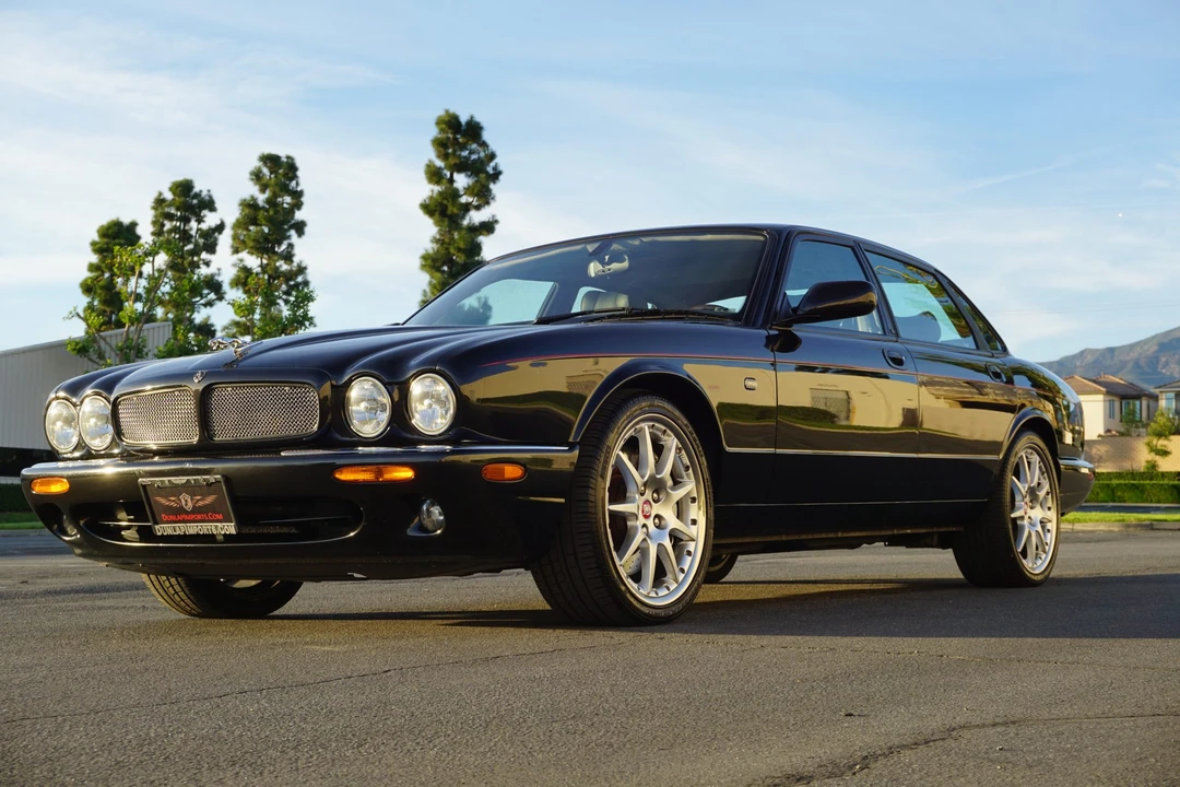 2002 Jaguar X308 XJR - Image 9 of 31