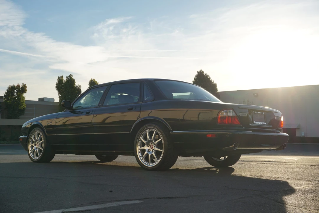 2002 Jaguar X308 XJR - Image 17 of 31