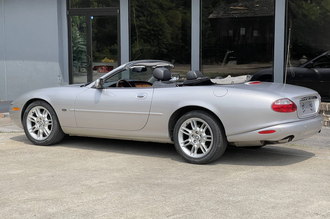 2002 Jaguar X100 XK8 - Image 15 of 31