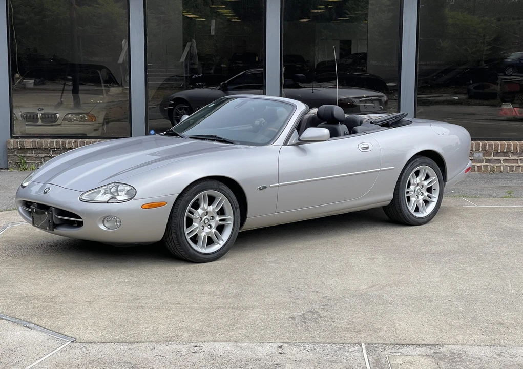 2002 Jaguar X100 XK8 - Image 9 of 31