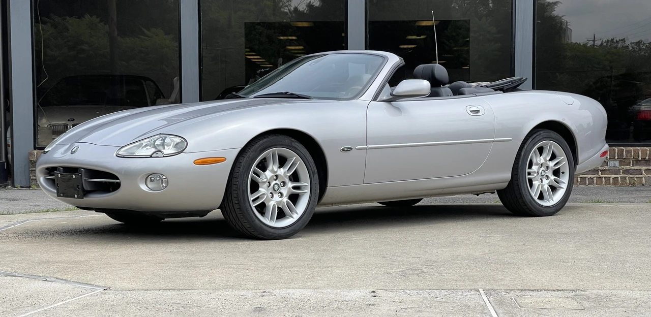 2002 Jaguar X100 XK8 - Image 11 of 31