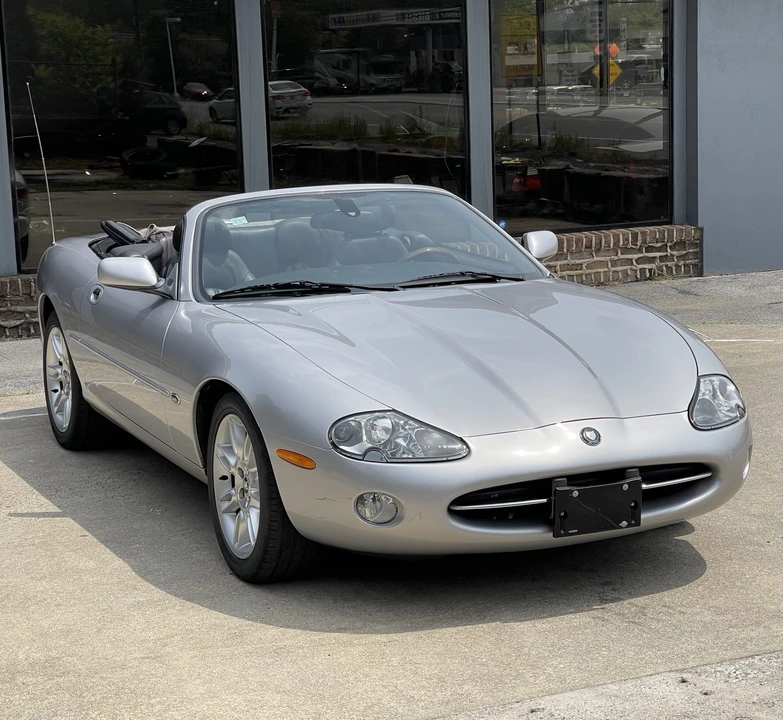 2002 Jaguar X100 XK8 - Image 2 of 31