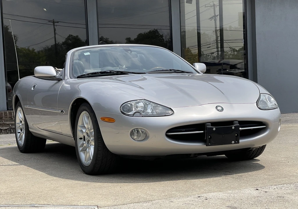 2002 Jaguar X100 XK8 - Image 3 of 31