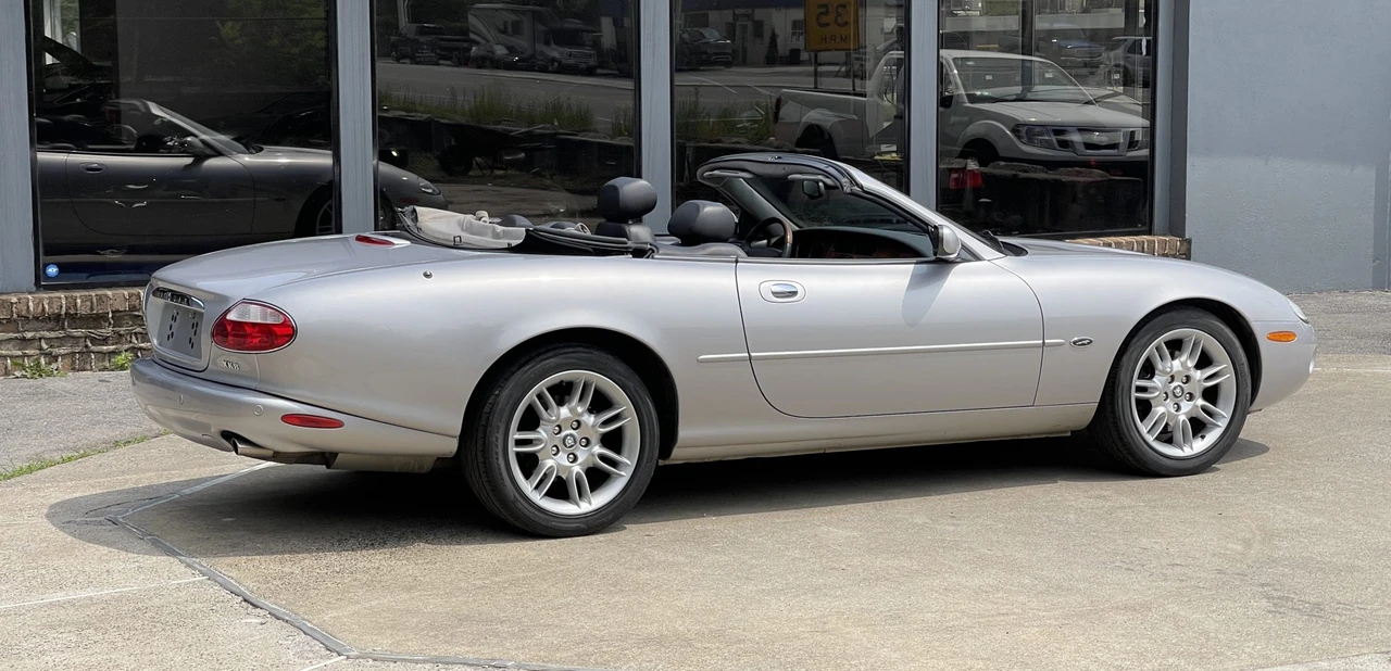 2002 Jaguar X100 XK8 - Image 22 of 31