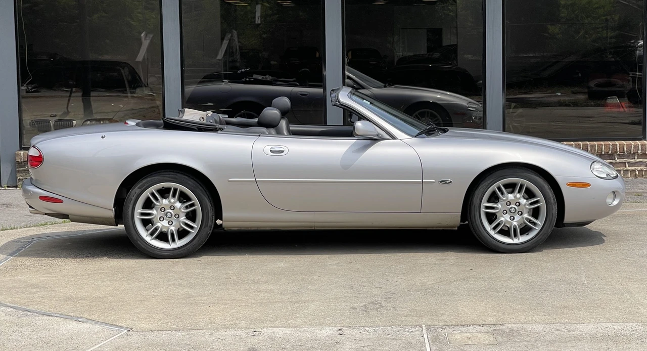 2002 Jaguar X100 XK8 - Image 24 of 31