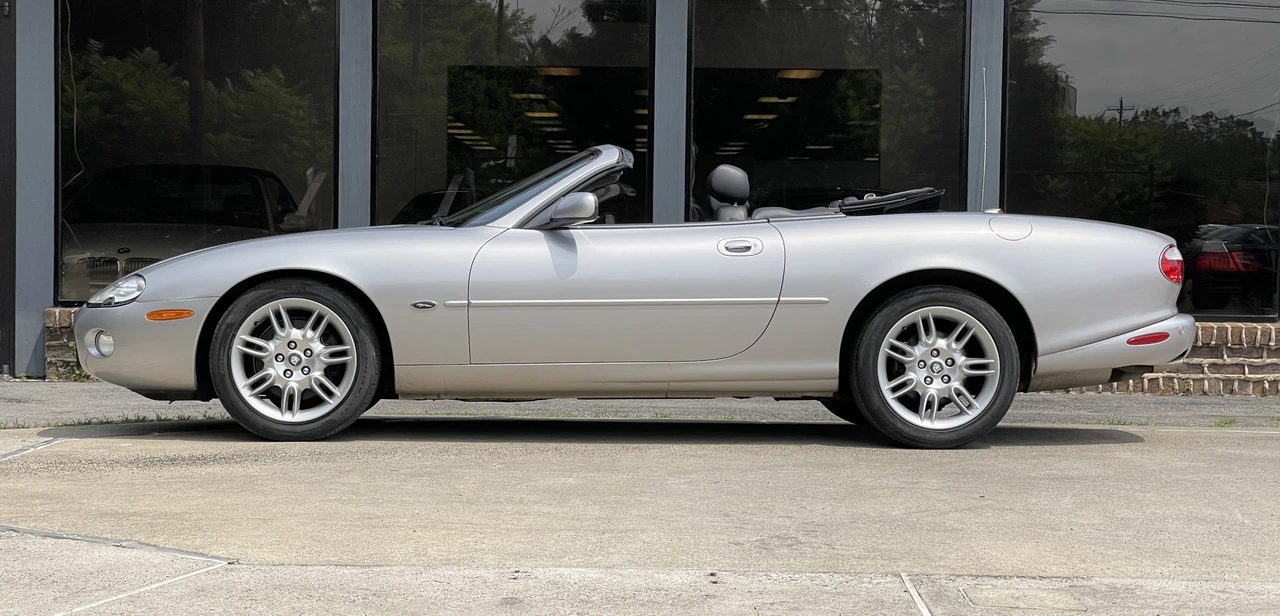 2002 Jaguar X100 XK8 - Image 13 of 31