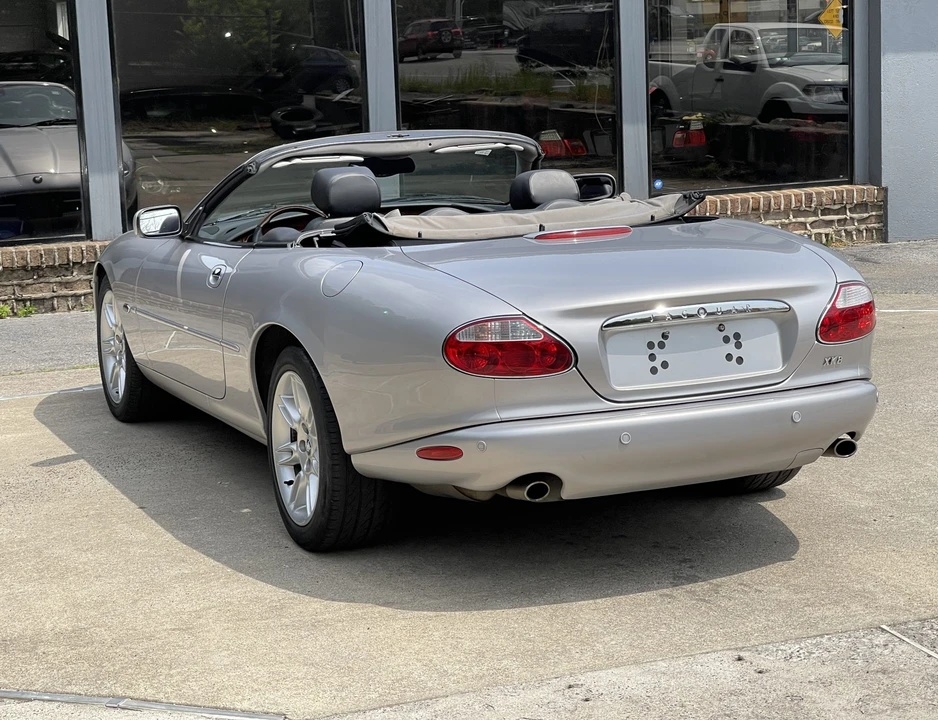 2002 Jaguar X100 XK8 - Image 16 of 31