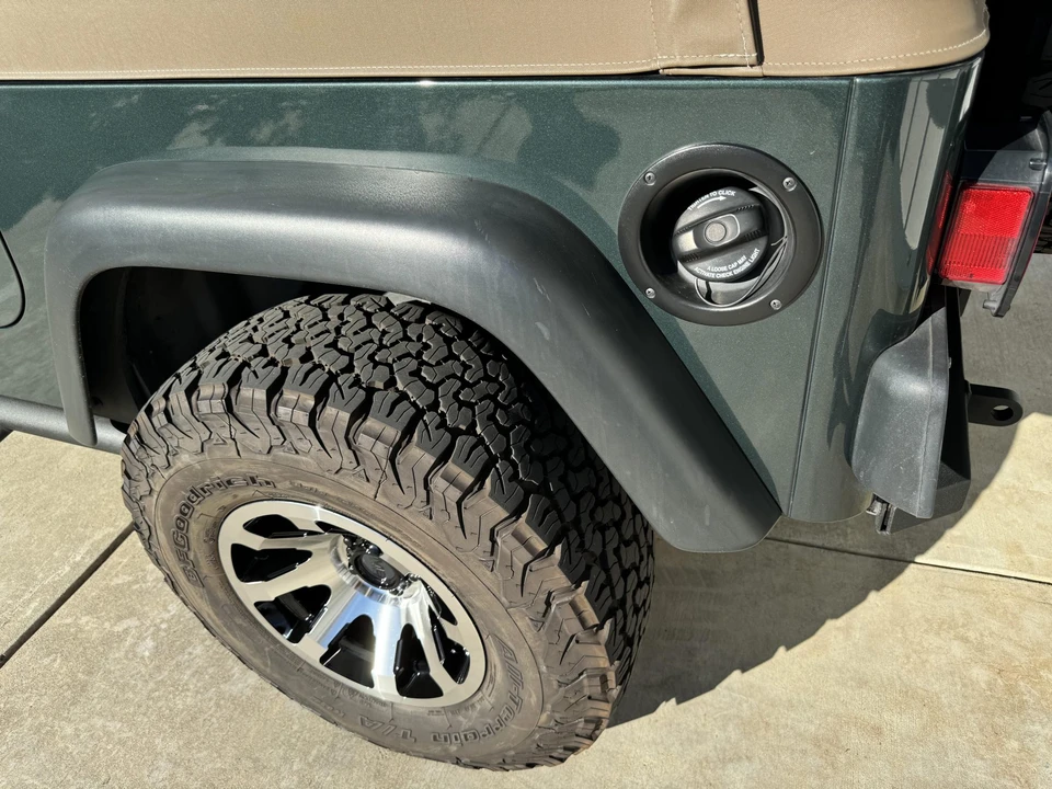 2002 Jeep TJ Wrangler - Image 28 of 31