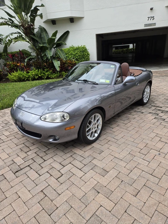2002 Mazda NB MX-5 Miata - Image 2 of 31