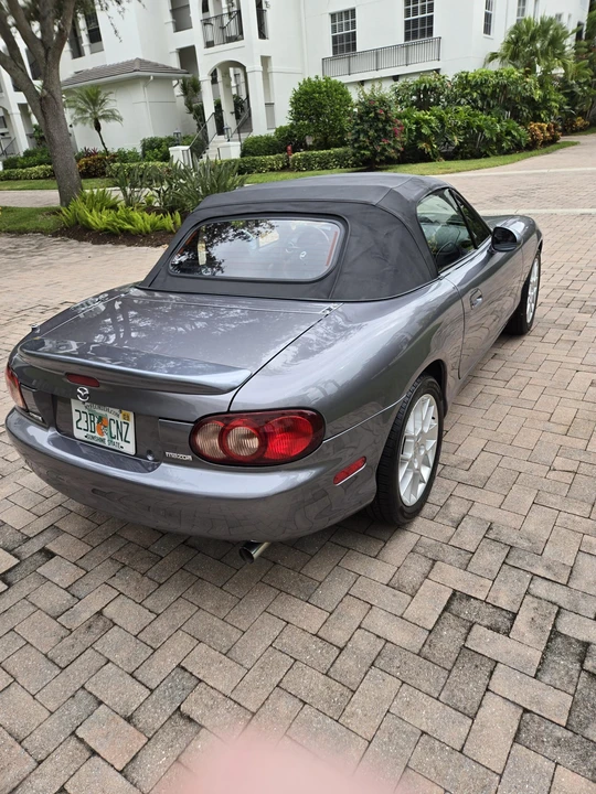 2002 Mazda NB MX-5 Miata - Image 16 of 31