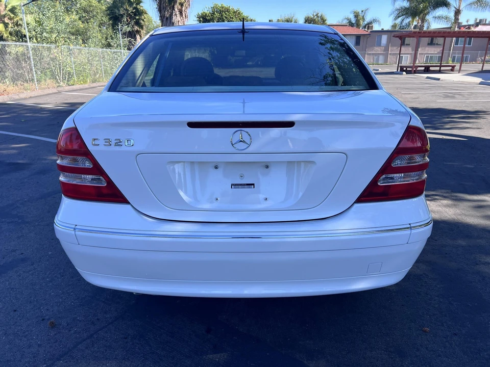 2002 Mercedes-Benz W203 C-Class - Image 19 of 31
