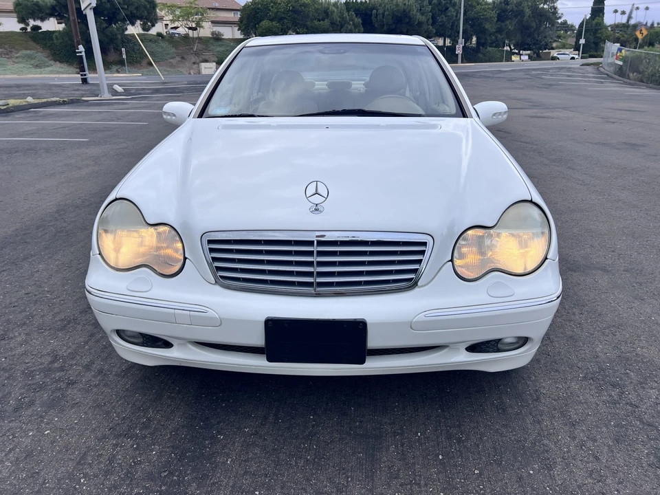2002 Mercedes-Benz W203 C-Class - Image 4 of 31