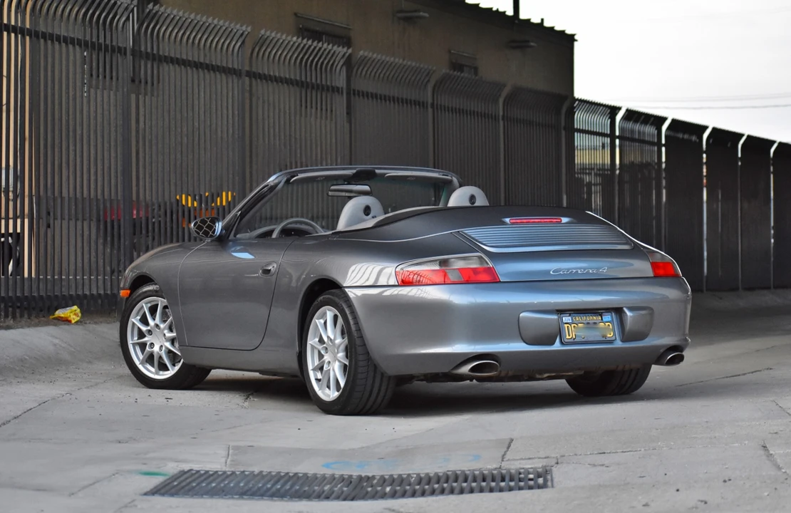 2002 Porsche 996 Carrera 4S - Image 13 of 31